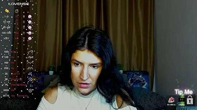 Alianna Solo Kisses online show from 01-08-26, 12:33