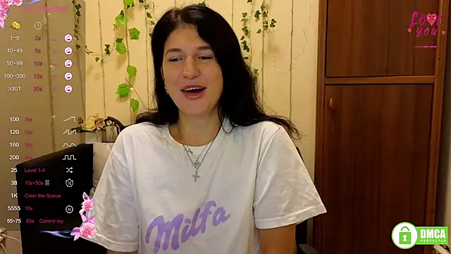 Alianna Solo Kisses online show from 09-17-25, 05:31