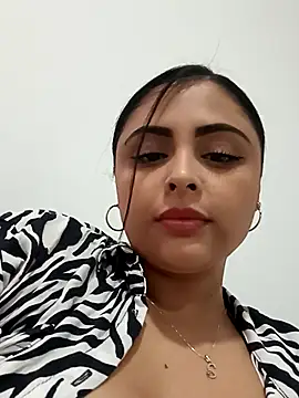 Snapshot of MelannyBell chatting on 02-25-25, 09:48 MelannyBell online show from 02-25-25, 09:48