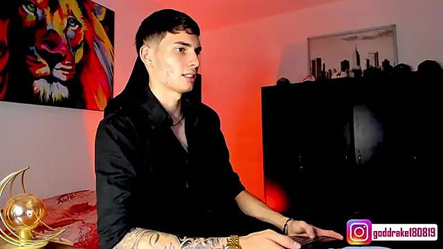 Snapshot of god_drake chatting on 12-10-24, 10:26 god drake online show from 12-10-24, 10:26