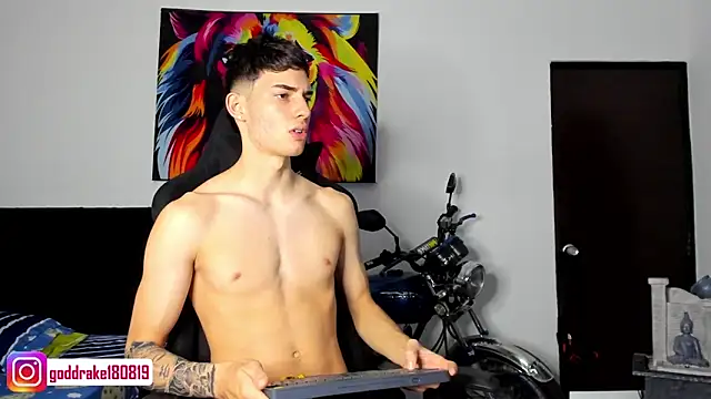 Snapshot of god_drake chatting on 01-16-25, 03:45 god drake online show from 01-16-25, 03:45