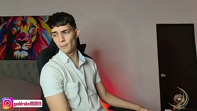 Snapshot of god_drake chatting on 02-13-25, 04:32 god drake online show from 02-13-25, 04:32