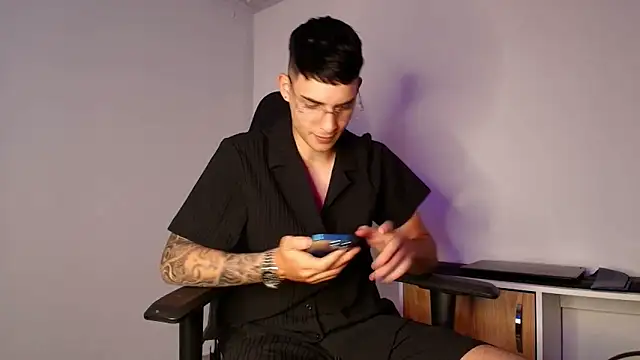 god drake online show from 04-13-26, 05:33