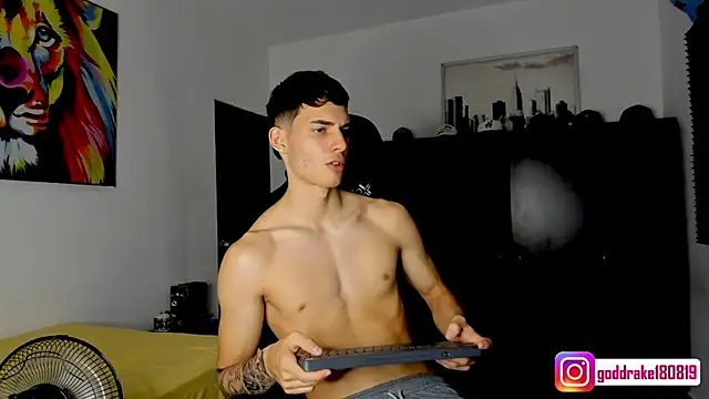 Snapshot of god_drake chatting on 12-09-24, 06:57 god drake online show from 12-09-24, 06:57