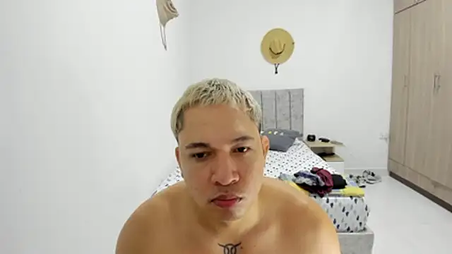 Valerioe online show from 05-22-26, 03:54