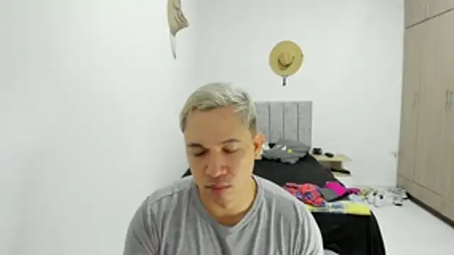 Valerioe online show from 05-12-26, 03:07