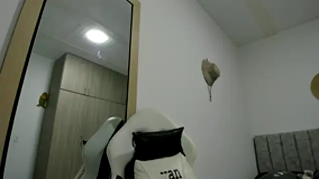 Valerioe online show from 03-20-26, 01:45