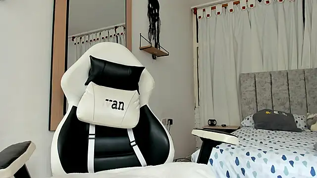 Valerioe online show from 11-03-25, 02:09