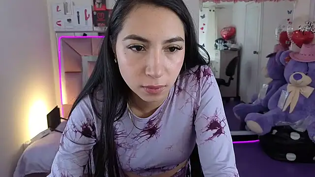 AriadnaCappelletty online show from 11-17-25, 04:11