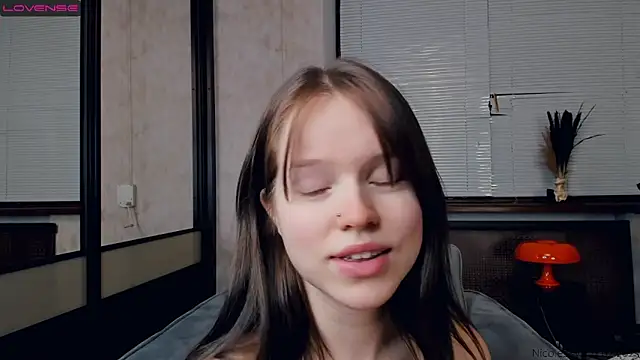 NicoleSkyt online show from 02-16-25, 04:32