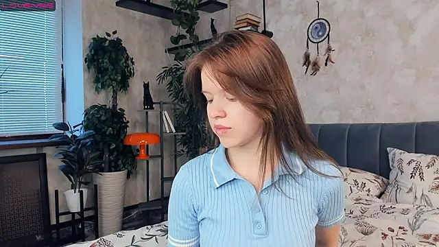 NicoleSkyt online show from 02-27-25, 07:19