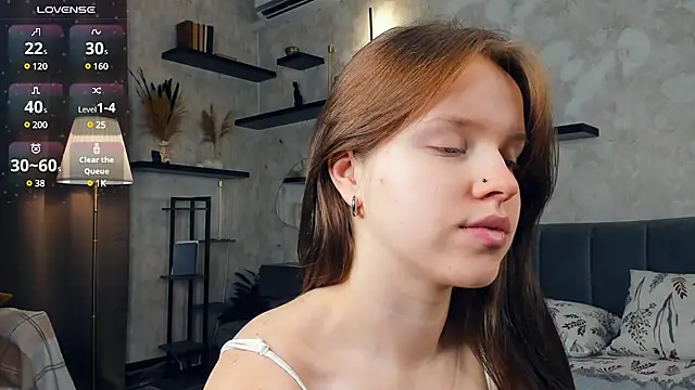 NicoleSkyt online show from 03-20-25, 07:14