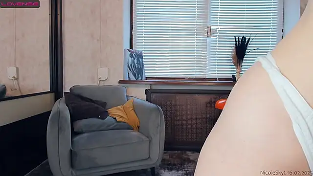 NicoleSkyt online show from 02-16-25, 10:21