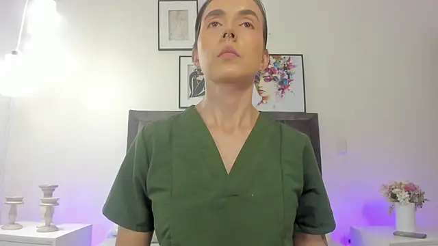 helen mooree online show from 07-10-26, 01:00