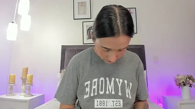 helen mooree online show from 03-03-26, 12:45