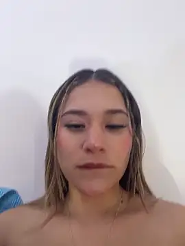 AntonelaDaly online show from 11-17-25, 04:44