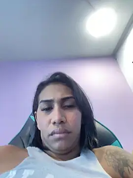 Kristel lee online show from 12-20-25, 03:59