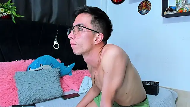 big-dicktop23 online show from 06-05-26, 03:11