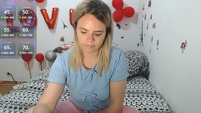 hotmilf4uxxx online show from 05-26-26, 10:13