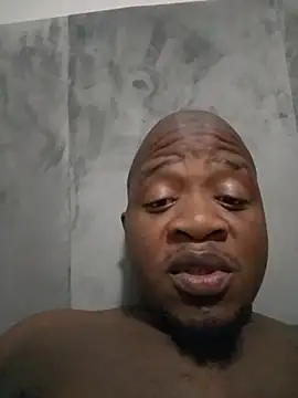 Snapshot of shotgunDee chatting on 11-24-25, 10:32 shotgunDee online show from 11-24-25, 10:32