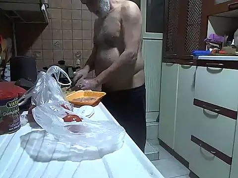 zormen355 online show from 04-12-26, 08:01