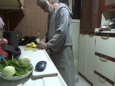 zormen355 online show from 12-21-25, 05:58