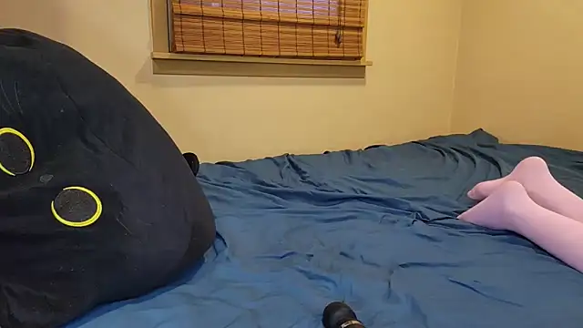 MiaElizabeth online show from 04-18-26, 10:06