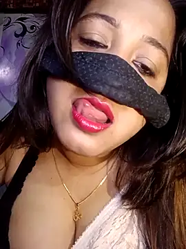 albelasummi702 online show from 12-17-25, 01:32