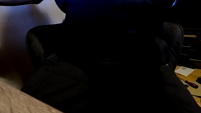 Snapshot of T0Yforeskin chatting on 09-18-25, 08:12 T0Yforeskin online show from 09-18-25, 08:12