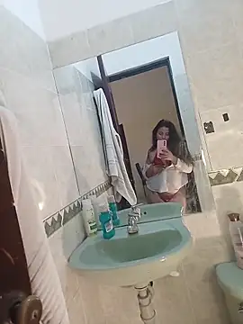 lirio05 online show from 11-08-25, 07:17