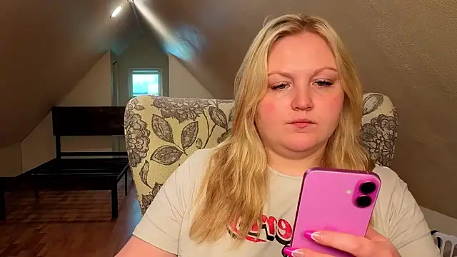 PhatAssBlond online show from 05-16-26, 08:41