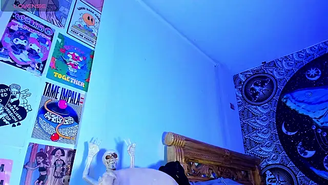 yourrosenrot online show from 10-31-25, 01:46