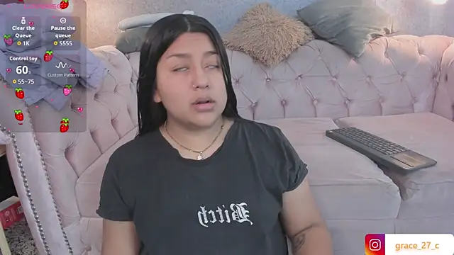 grace77   online show from 11-29-25, 12:16