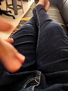 Snapshot of SplitPrestige19 chatting on 02-02-26, 07:40 SplitPrestige19 online show from 02-02-26, 07:40