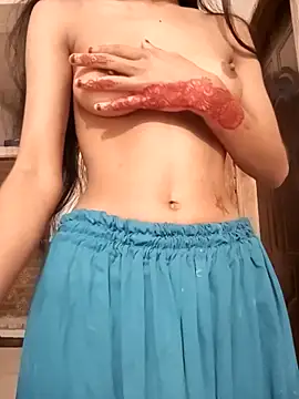 Raya-Moni online show from 12-21-25, 04:41