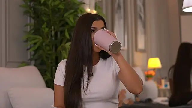 NicoleCellini online show from 04-07-26, 06:32