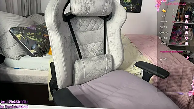 unicornsfeet online show from 03-20-25, 04:09