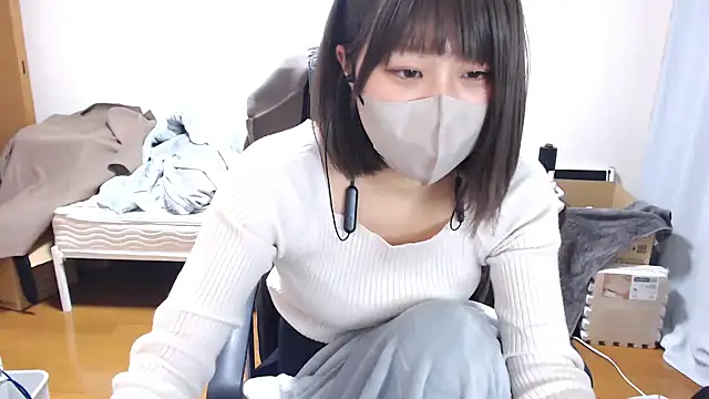 Snapshot of izumi__123 chatting on 12-28-24, 12:35 izumi  123 online show from 12-28-24, 12:35