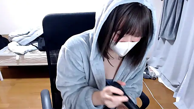 Snapshot of izumi__123 chatting on 02-10-25, 11:02 izumi  123 online show from 02-10-25, 11:02