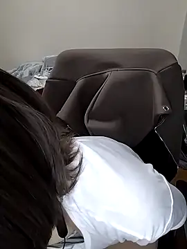 Snapshot of izumi__123 chatting on 01-27-25, 12:48 izumi  123 online show from 01-27-25, 12:48