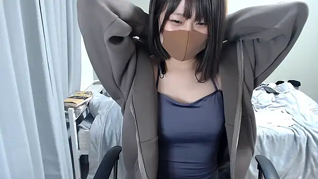 Snapshot of izumi__123 chatting on 12-03-24, 04:00 izumi  123 online show from 12-03-24, 04:00