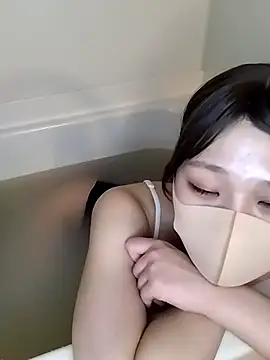 Snapshot of izumi__123 chatting on 12-21-24, 04:46 izumi  123 online show from 12-21-24, 04:46