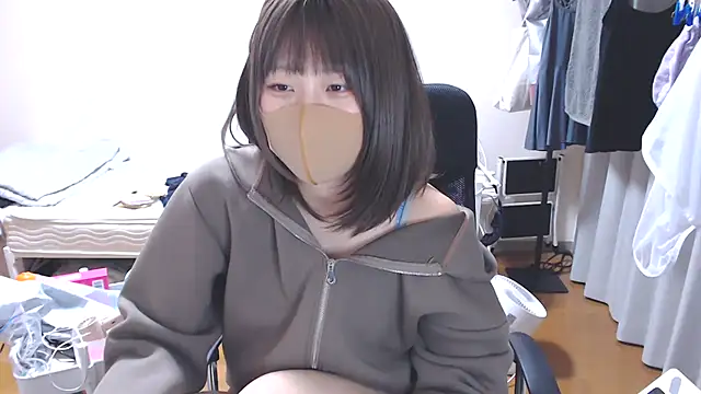 Snapshot of izumi__123 chatting on 10-07-25, 02:18 izumi  123 online show from 10-07-25, 02:18