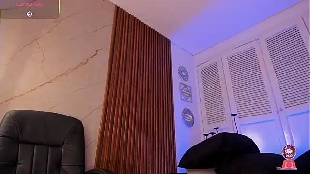 Snapshot of Emiilycollins chatting on 02-04-26, 04:51 Emiilycollins online show from 02-04-26, 04:51