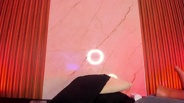 Emiilycollins online show from 03-13-25, 03:54