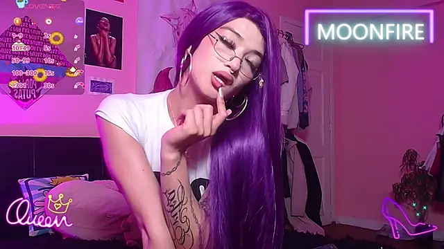 Snapshot of moonfiredancer chatting on 06-04-26, 03:11 moonfiredancer online show from 06-04-26, 03:11