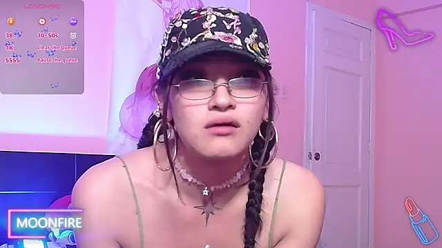 Snapshot of moonfiredancer chatting on 12-05-25, 03:16 moonfiredancer online show from 12-05-25, 03:16