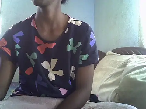 ElianeHot online show from 10-28-25, 07:51