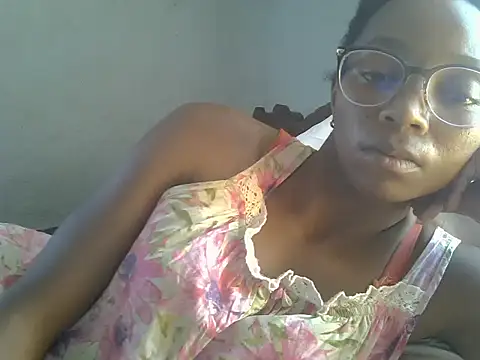 ElianeHot online show from 03-27-26, 11:33