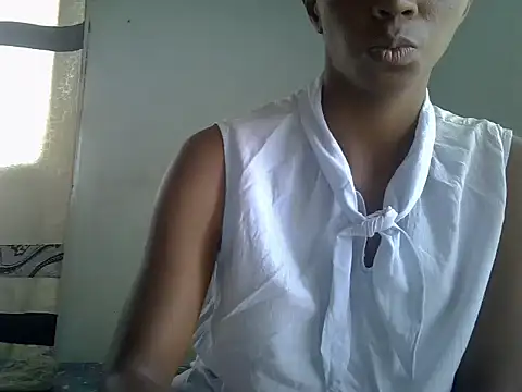 ElianeHot online show from 10-21-25, 08:47